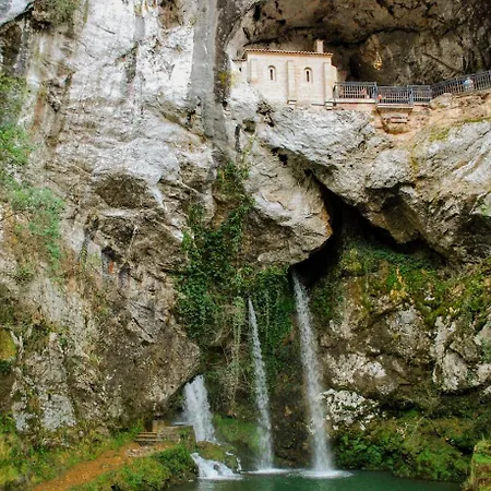 Casa Pilar * リバデセリャ